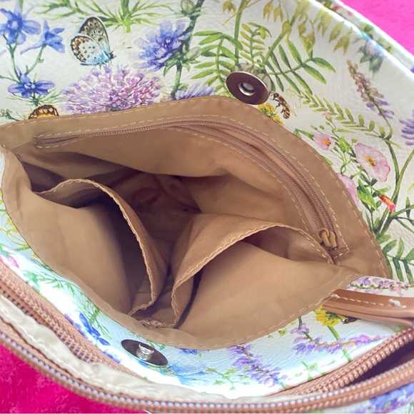 KOLTOV Women’s Crossbody Purse - Picture 5 of 8